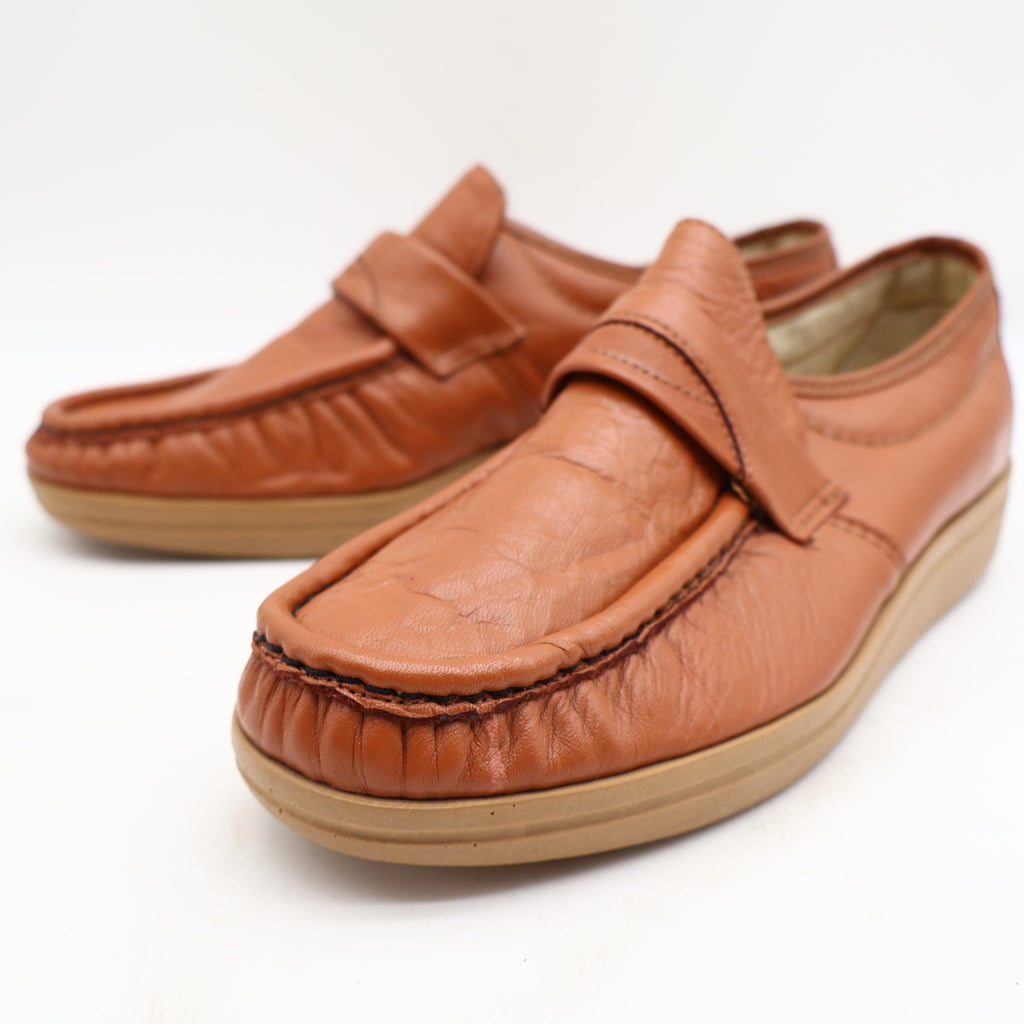 Vintage 1980s Wayfarer Cognac Leather Wedge Sole Penny Loafers Men’s 8D Deadstock