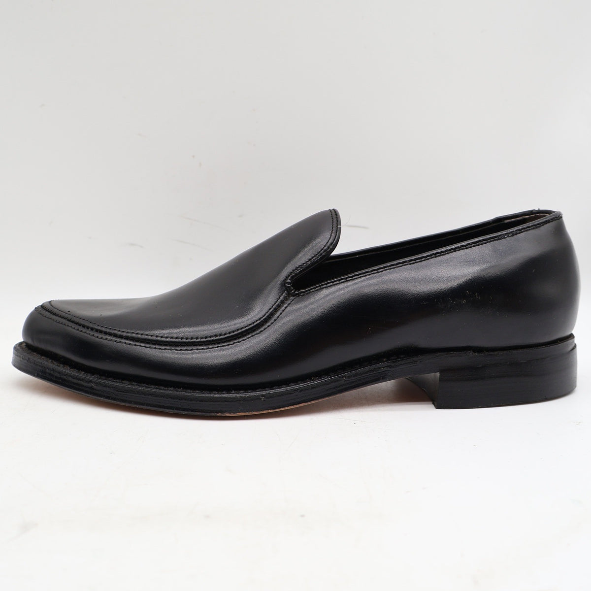 Vintage Cedar Crest Black Leather Moc Toe Loafers Men’s 7D USA Deadstock