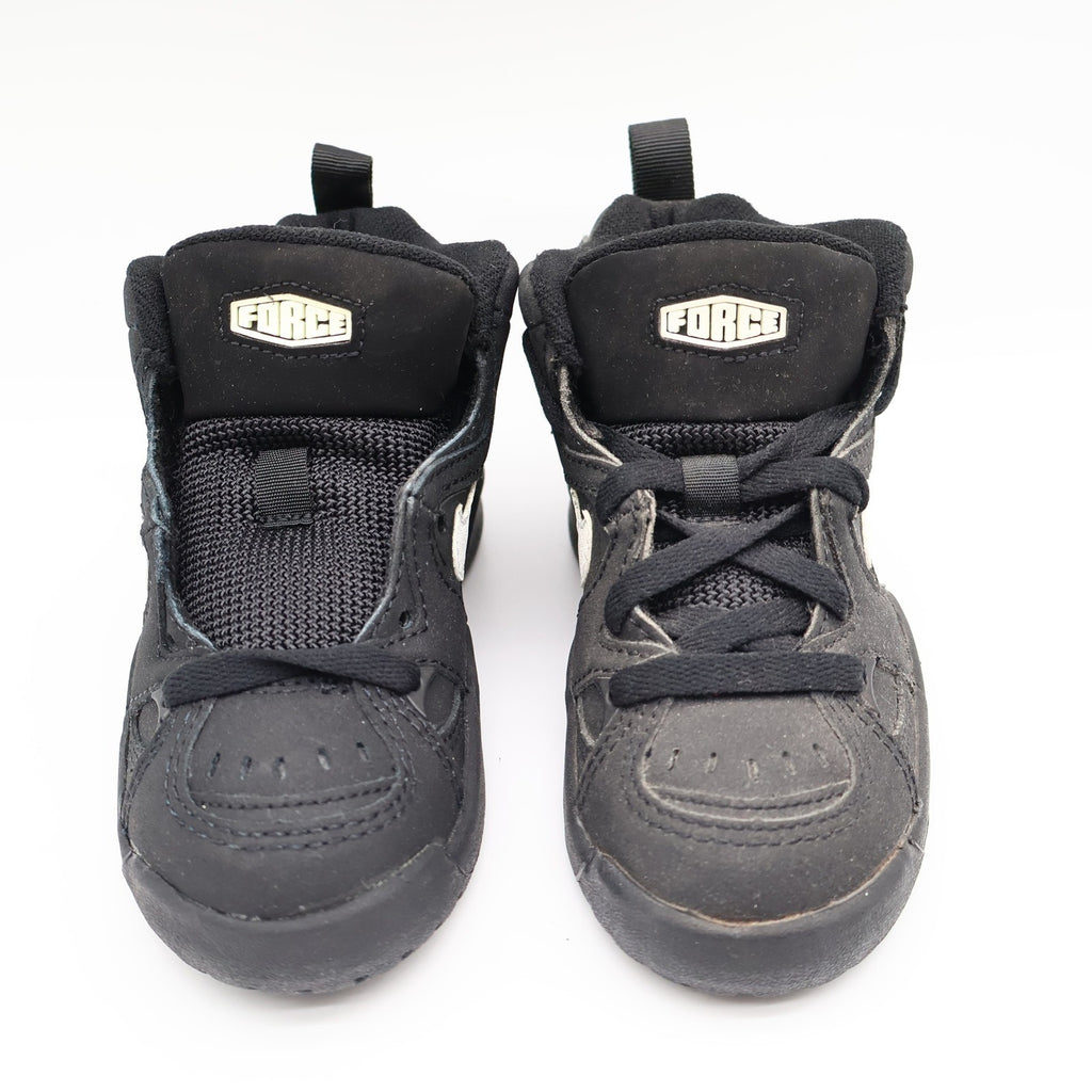 Nike Kid DVST8 BP Kids 11C Vintage 1995 Deadstock Black White Basketball Shoes