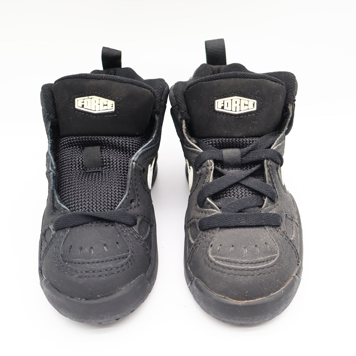 Nike Kid DVST8 BP Kids 11C Vintage 1995 Deadstock Black White Basketball Shoes