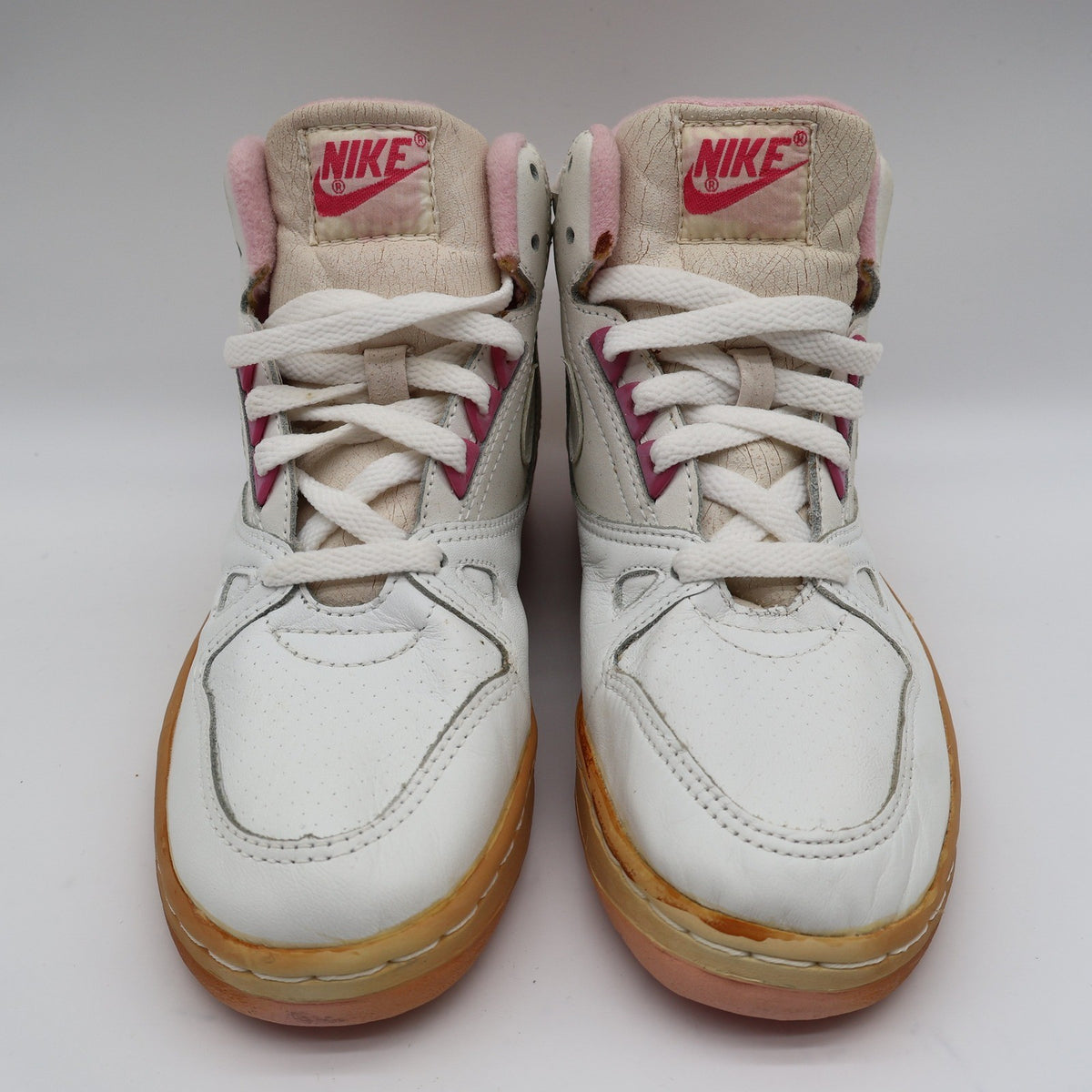 Nike Kiara II High Womens 6.5 Vintage 80s Deadstock White Shy Pink Leather Sneakers