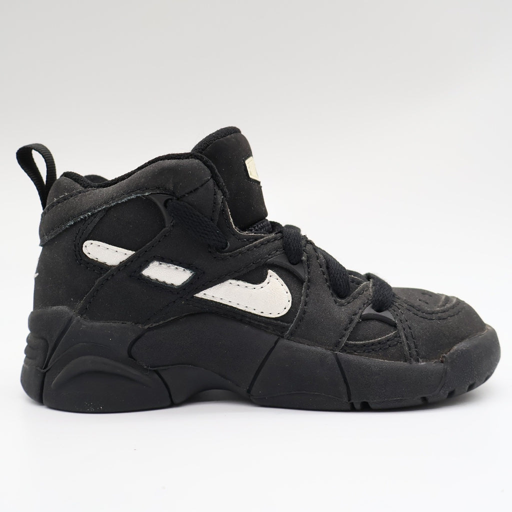 Nike Kid DVST8 BP Kids 11C Vintage 1995 Deadstock Black White Basketball Shoes