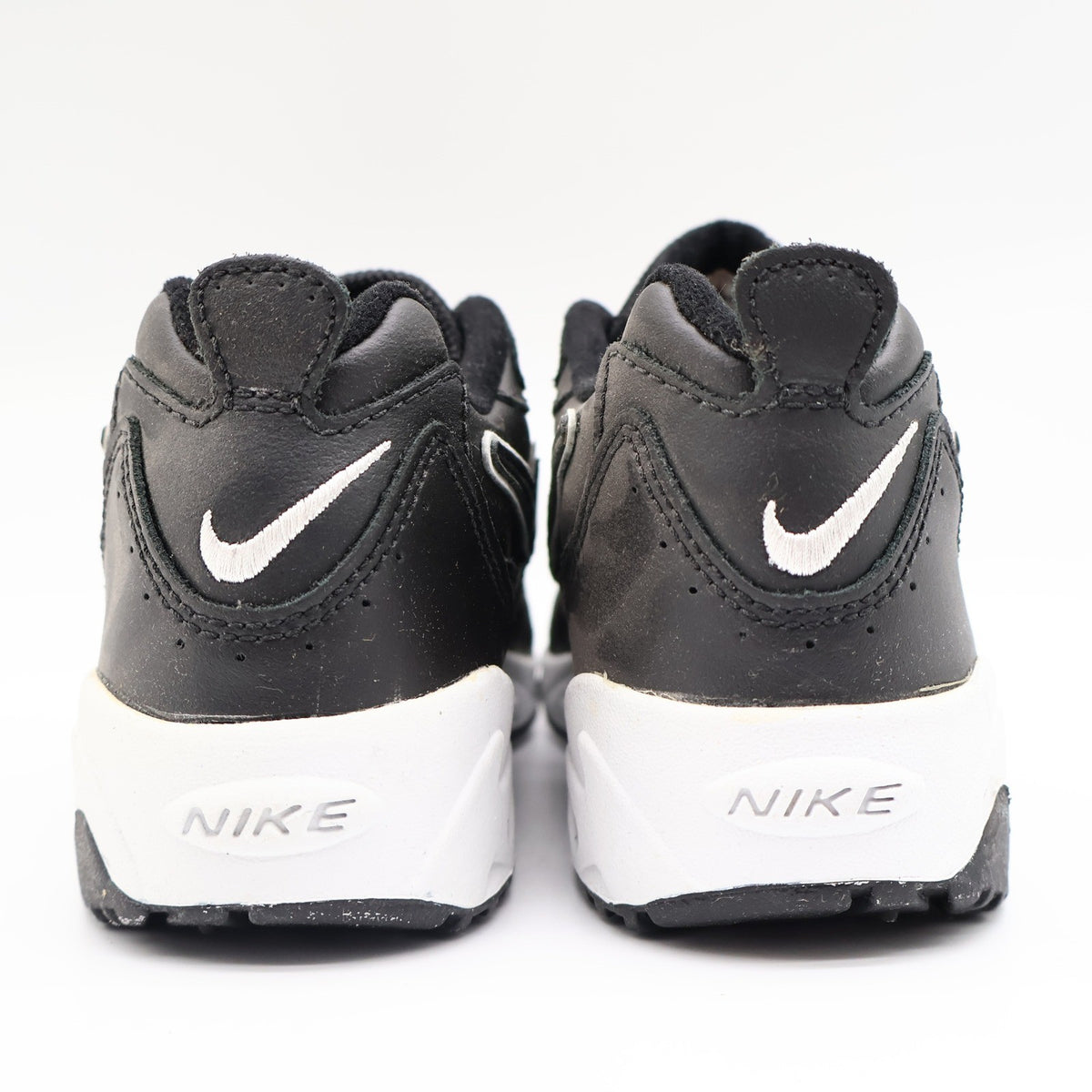 Nike Diverge BG Kids 5Y Vintage 1999 Deadstock Black White Cross Training Shoes