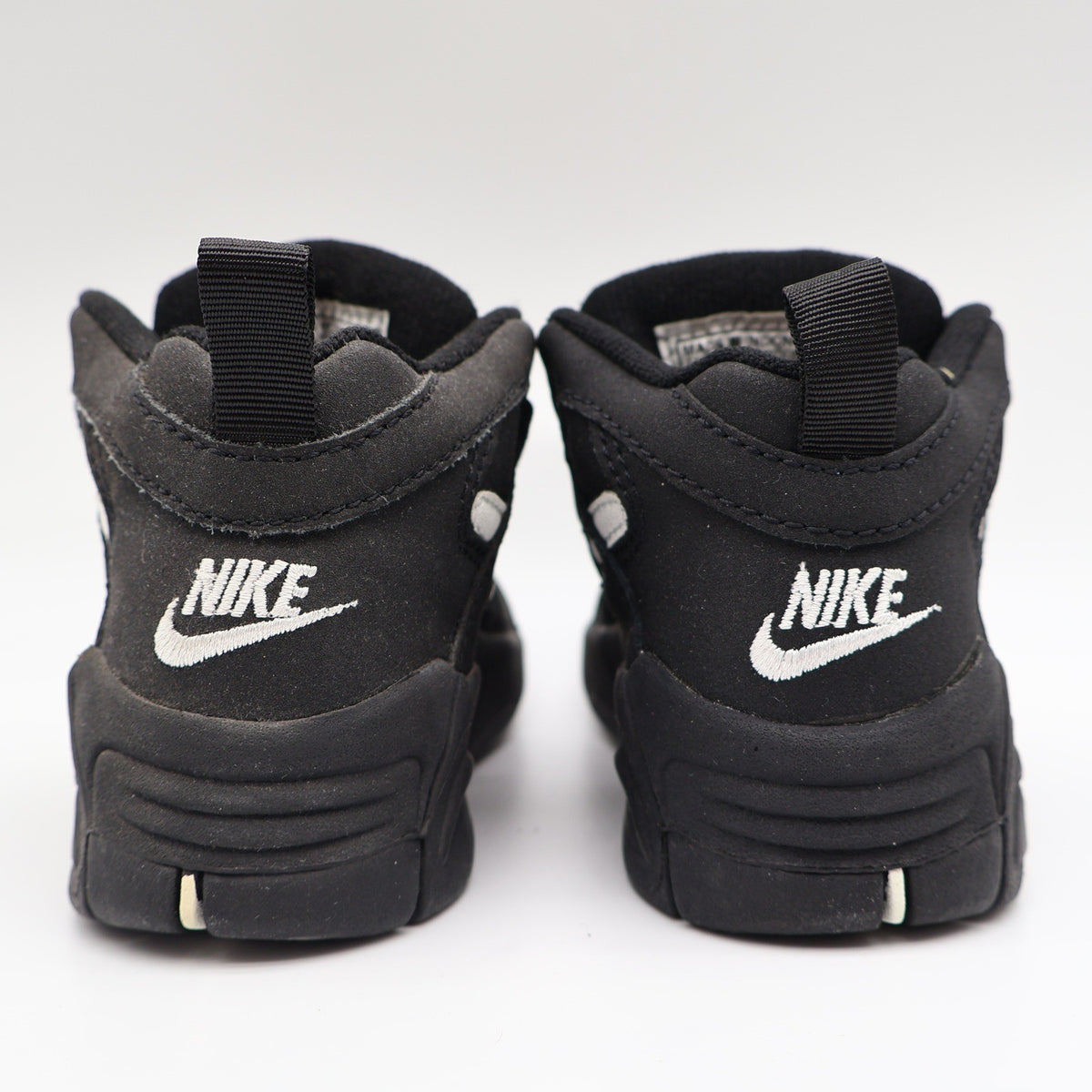 Nike Kid DVST8 BP Kids 11C Vintage 1995 Deadstock Black White Basketball Shoes