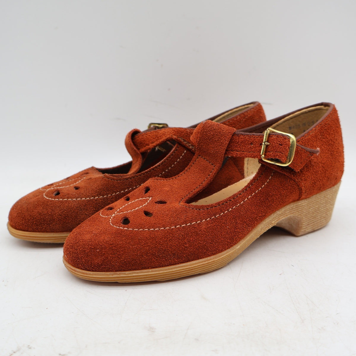 Stride Pacers T-Strap Mary Jane Heels Youth 9.5M Rust Orange Suede 1970s USA Deadstock 135M – photo 3 of 18