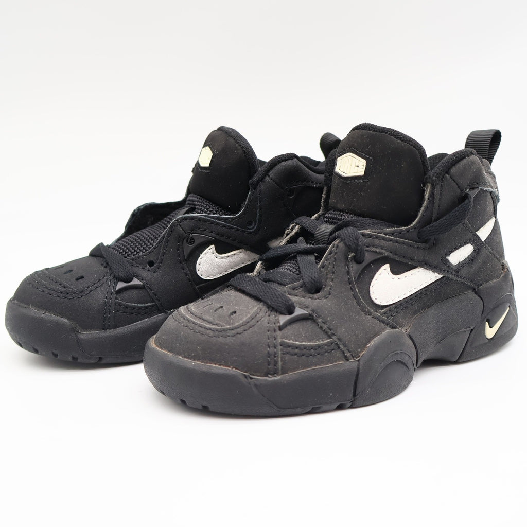 Nike Kid DVST8 BP Kids 11C Vintage 1995 Deadstock Black White Basketball Shoes