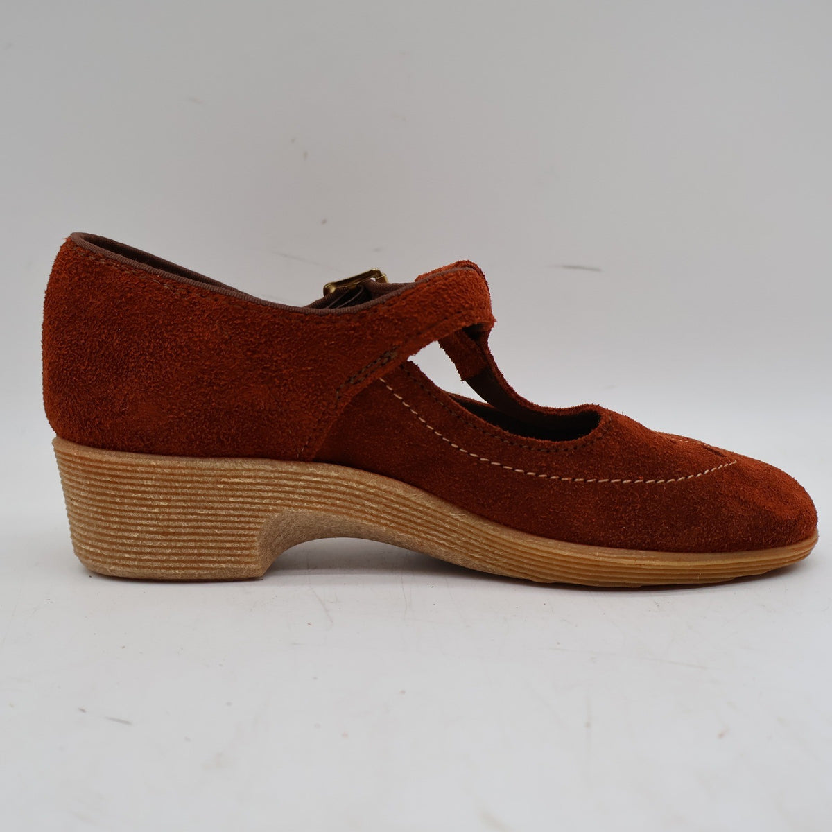 Stride Pacers T-Strap Mary Jane Heels Youth 9.5M Rust Orange Suede 1970s USA Deadstock 135M – photo 11 of 18