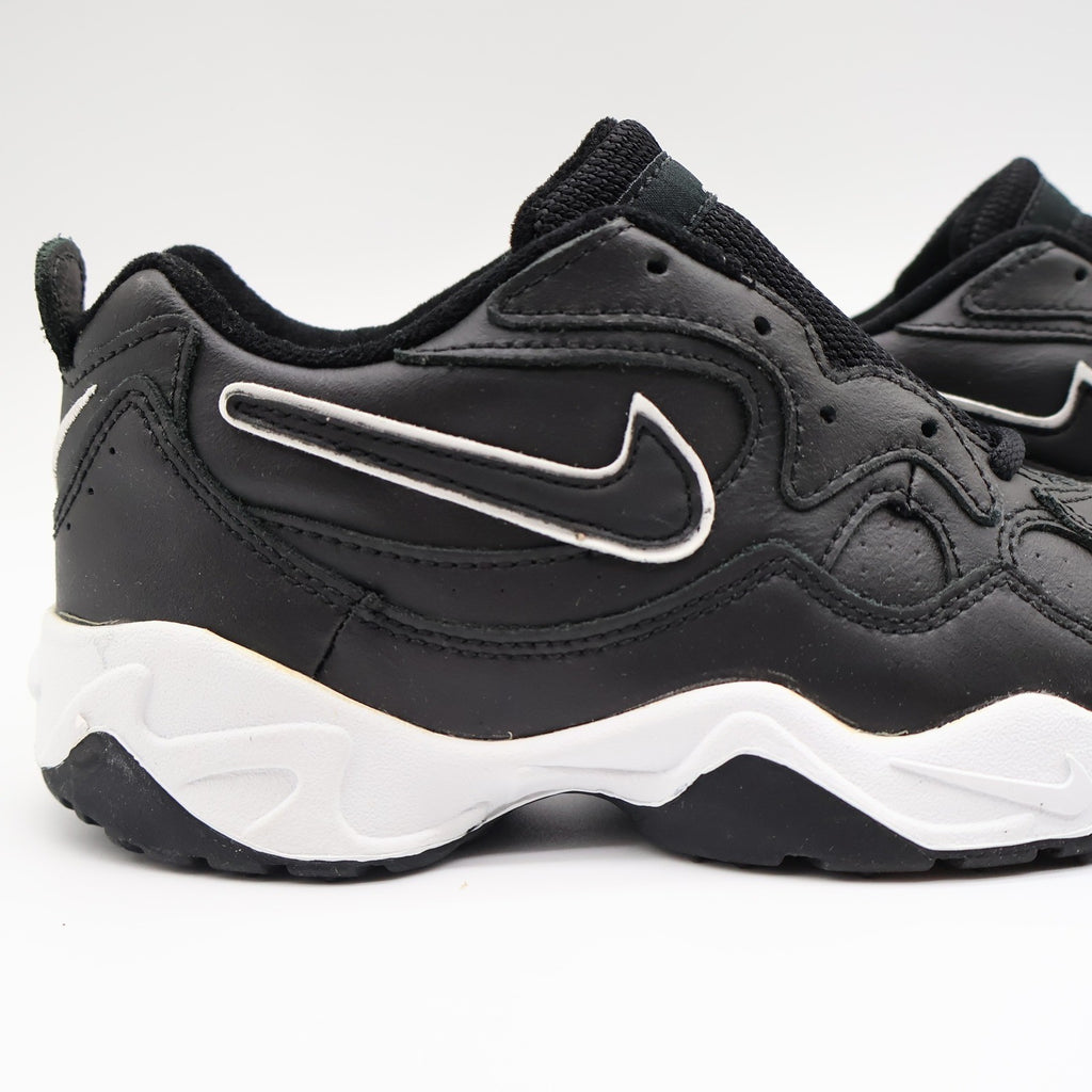 Nike Diverge BG Kids 5Y Vintage 1999 Deadstock Black White Cross Training Shoes
