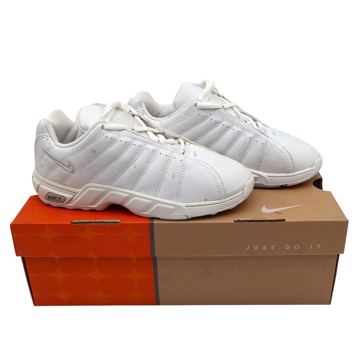 Nike Kid Trainer ATD PS Kids 3Y Vintage 2002 Deadstock White Leather Sneakers