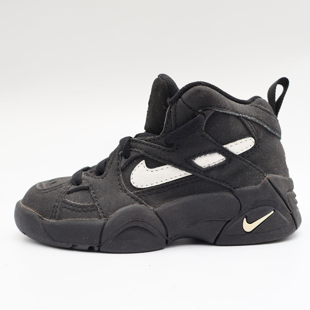 Nike Kid DVST8 BP Kids 11C Vintage 1995 Deadstock Black White Basketball Shoes