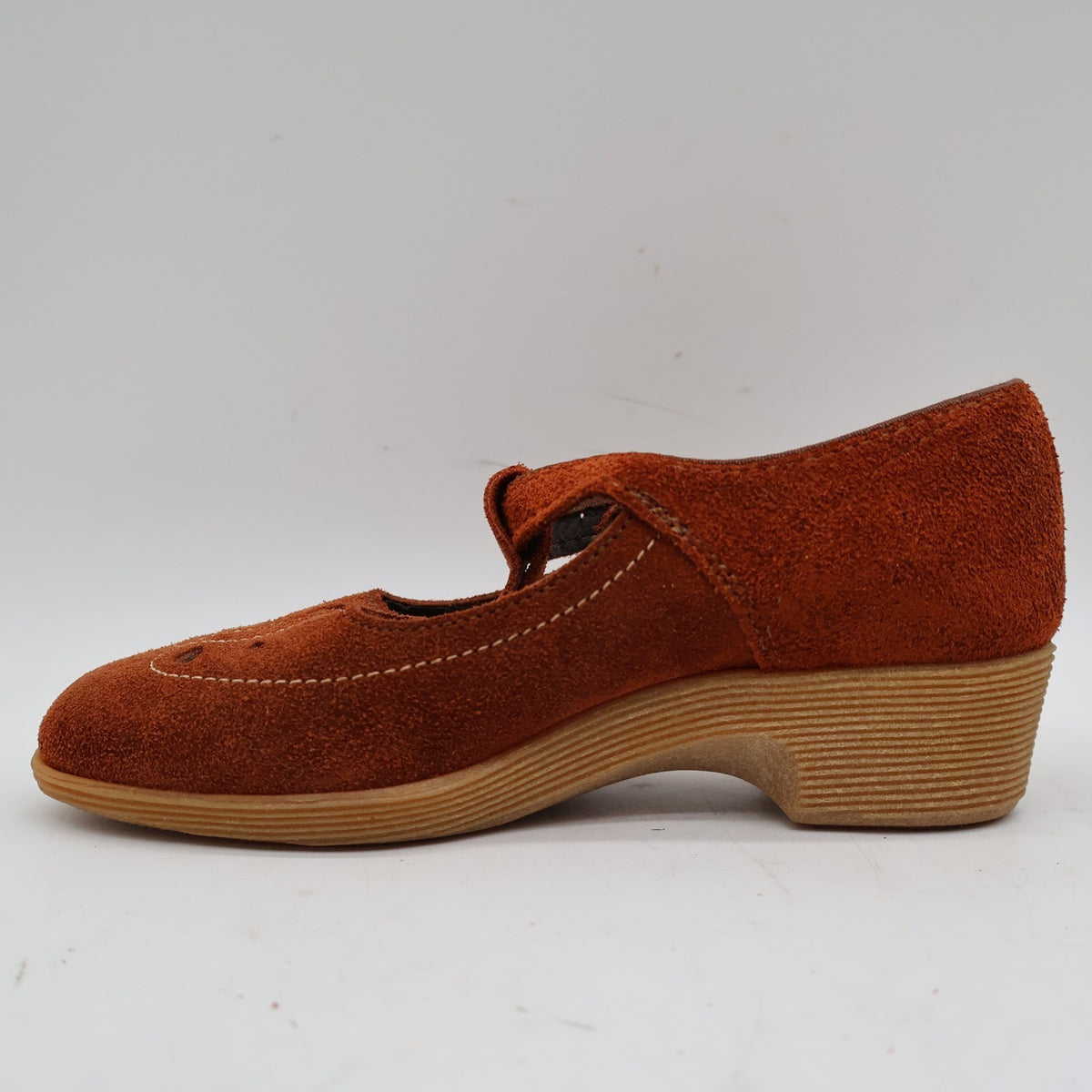 Stride Pacers T-Strap Mary Jane Heels Youth 9.5M Rust Orange Suede 1970s USA Deadstock 135M – photo 13 of 18