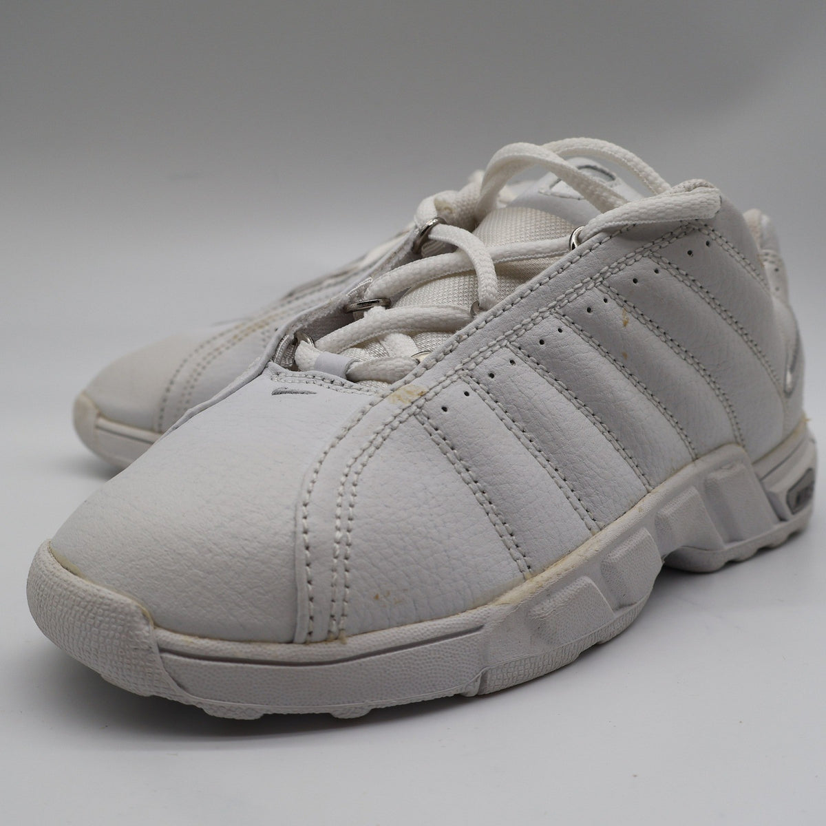 Nike Kid Trainer ATD PS Kids 3Y Vintage 2002 Deadstock White Leather Sneakers