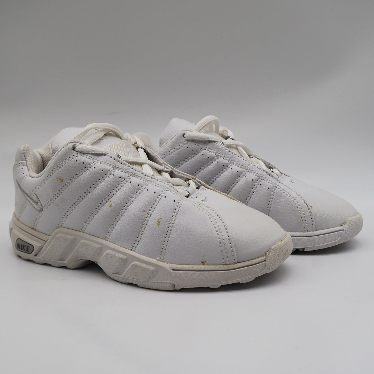 Nike Kid Trainer ATD PS Kids 3Y Vintage 2002 Deadstock White Leather Sneakers