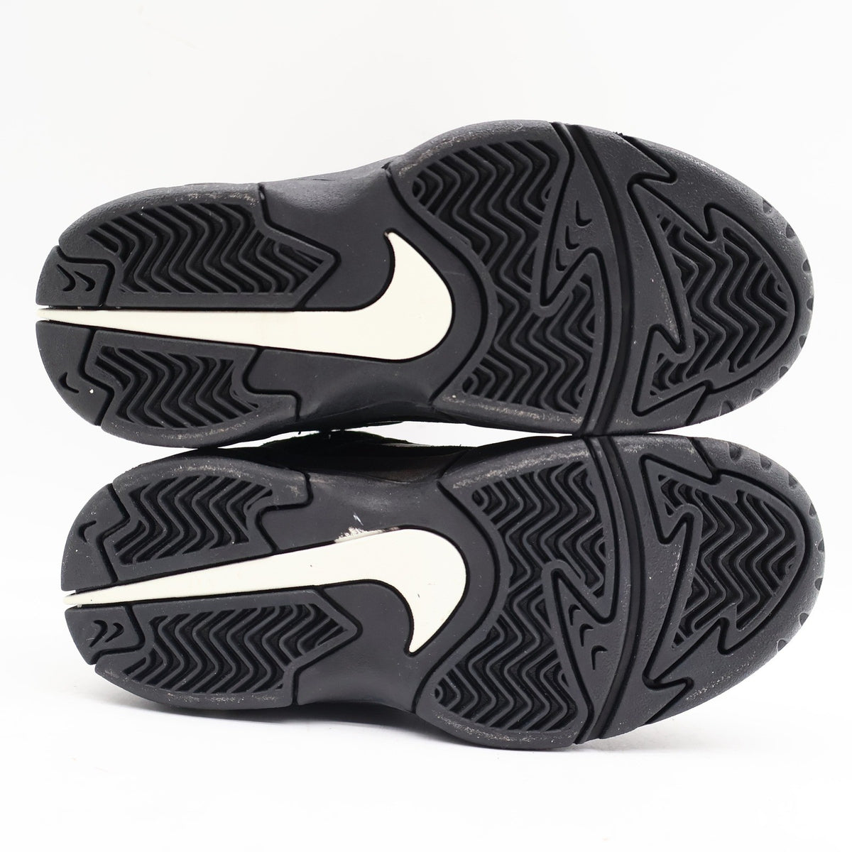 Nike Kid DVST8 BP Kids 12C Vintage 1995 Deadstock Black White Force Basketball Shoes