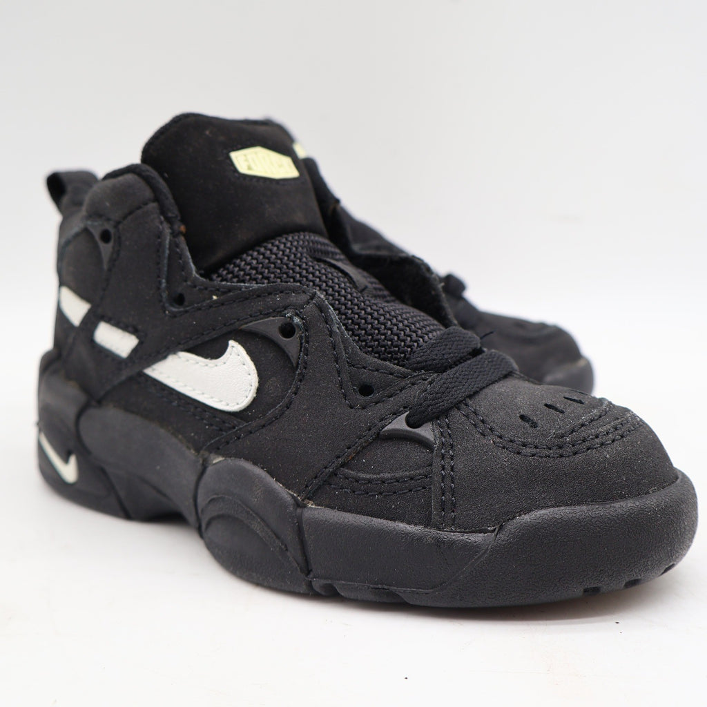 Nike Kid DVST8 BP Kids 12C Vintage 1995 Deadstock Black White Force Basketball Shoes