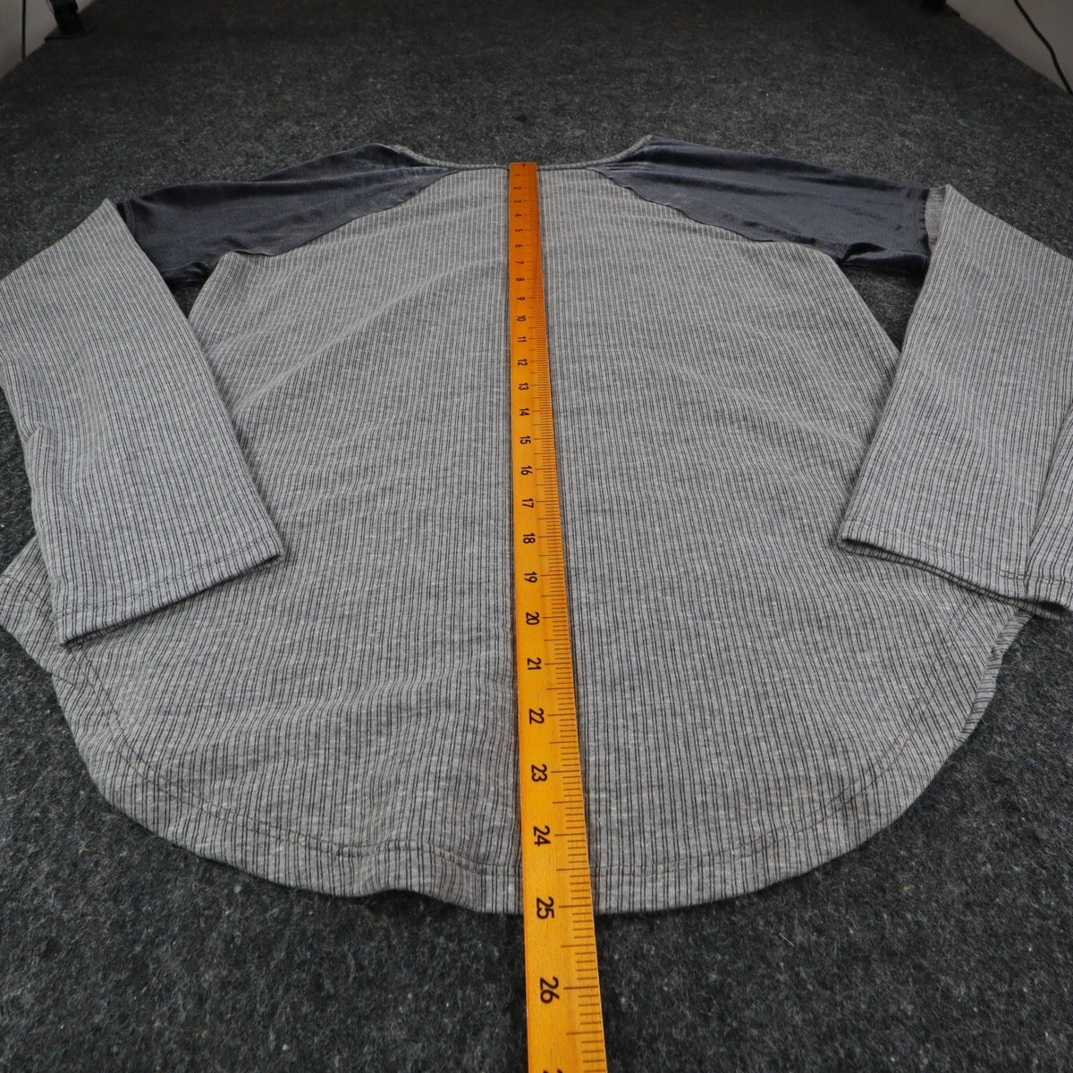 Hem & Thread Top Womens Small Gray Ribbed Knit Velvet Raglan Sleeve Shirt NEW - take2supply
