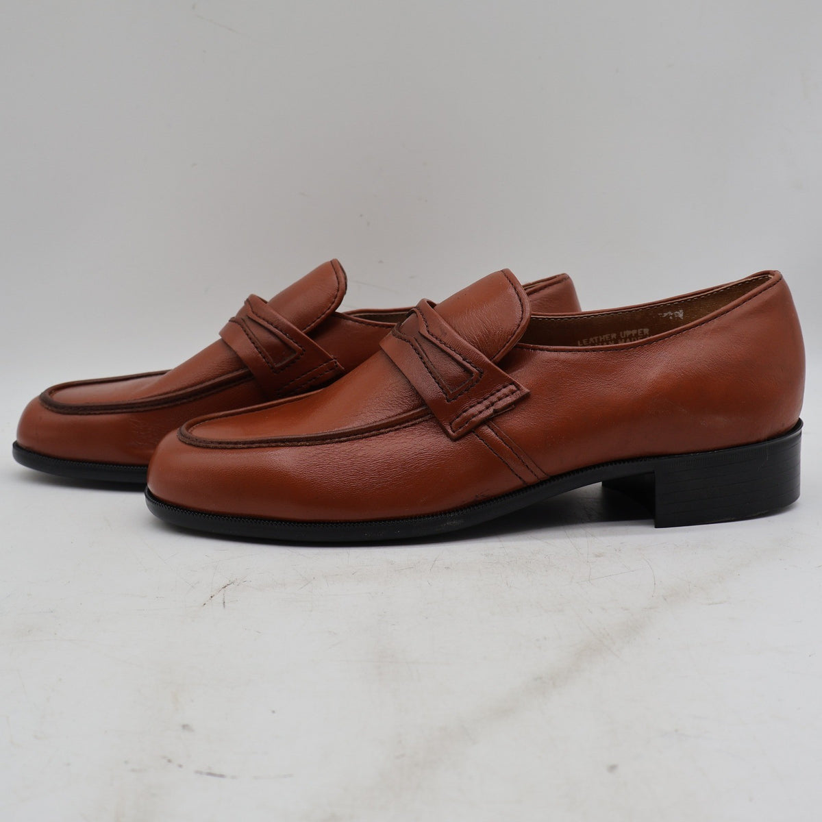 Barclay Penny Loafers Mens 8.5 D Vintage Brown Leather Moc Toe Made in USA - take2supply