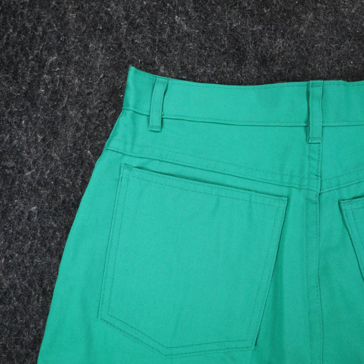 Hang Ten Vintage Shorts Womens 9/10 80s Green Cotton High Waist Made in USA NOS - take2supply