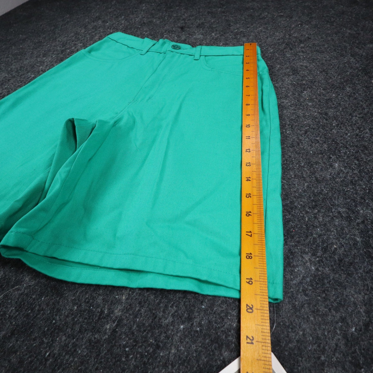 Hang Ten Vintage Shorts Womens 9/10 80s Green Cotton High Waist Made in USA NOS - take2supply