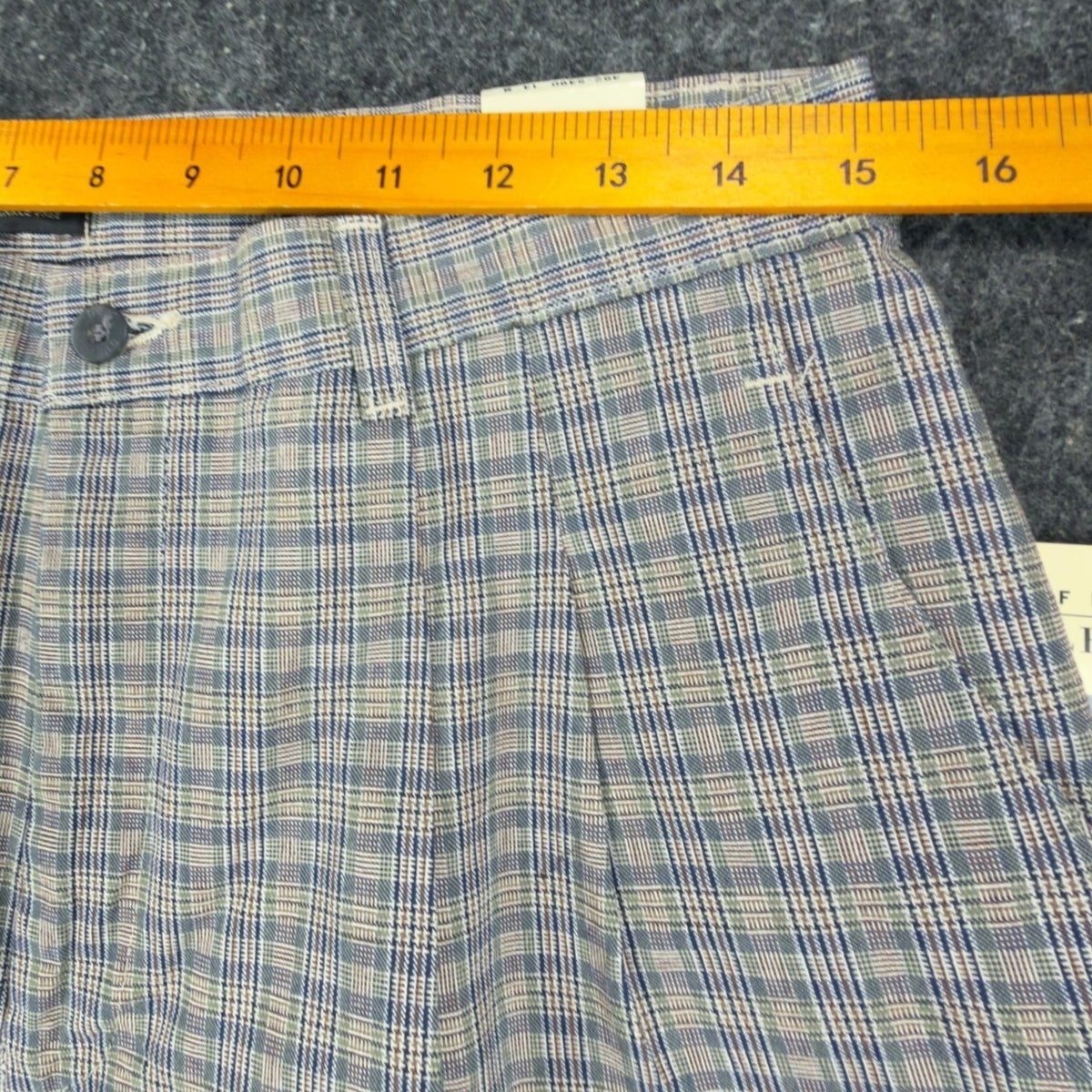 Vintage Lee Casuals Pleated Shorts Womens 14 Medium Plaid Cotton NWT 90s - take2supply