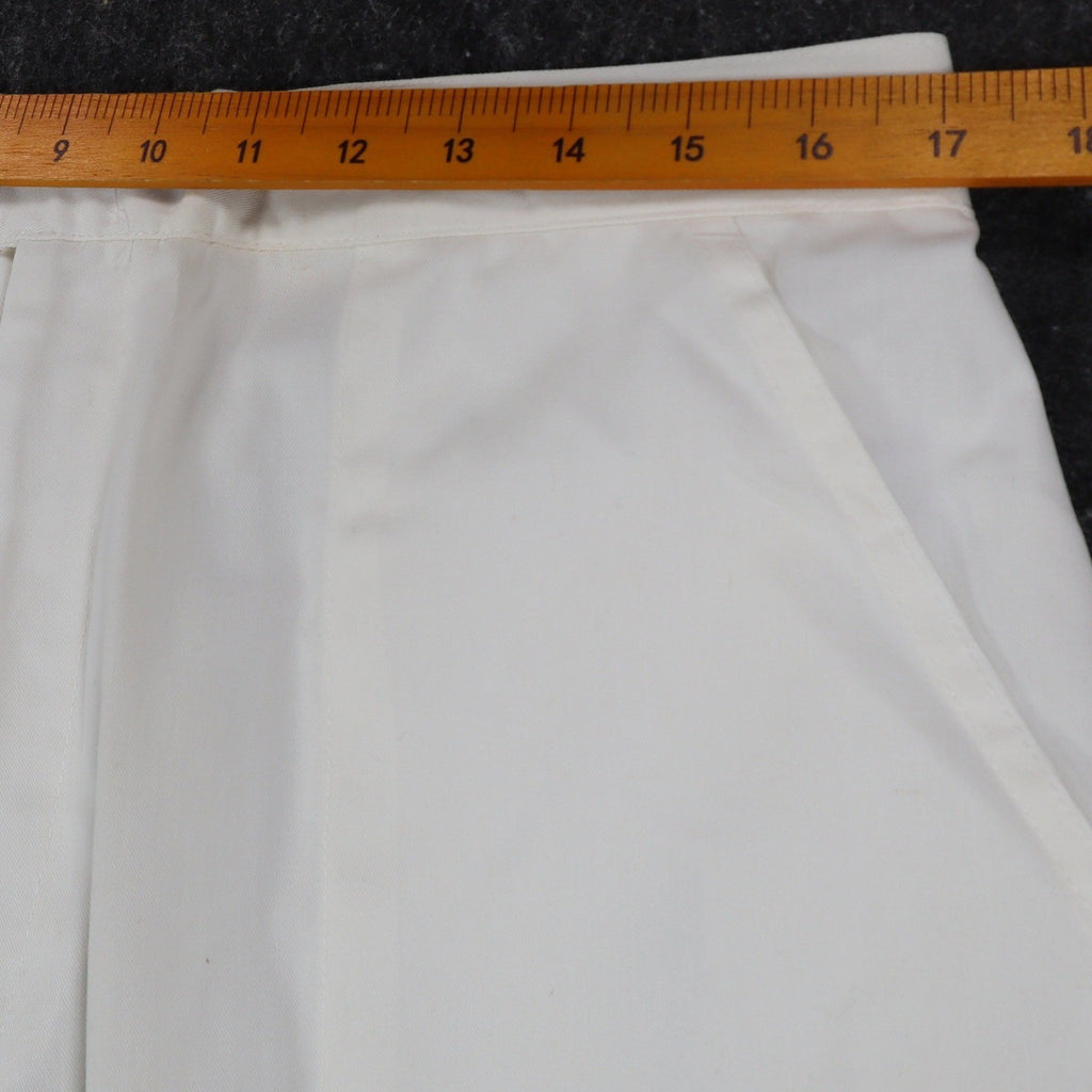 Jantzen Vintage Shorts Mens 38 White Poly Cotton Elastic Back Casual RN 37966 - take2supply