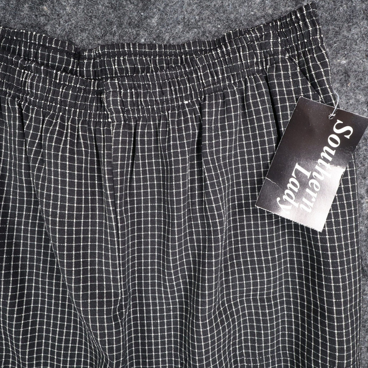 Southern Lady Pants Womens M Black White Windowpane Pull On NWT NOS - take2supply