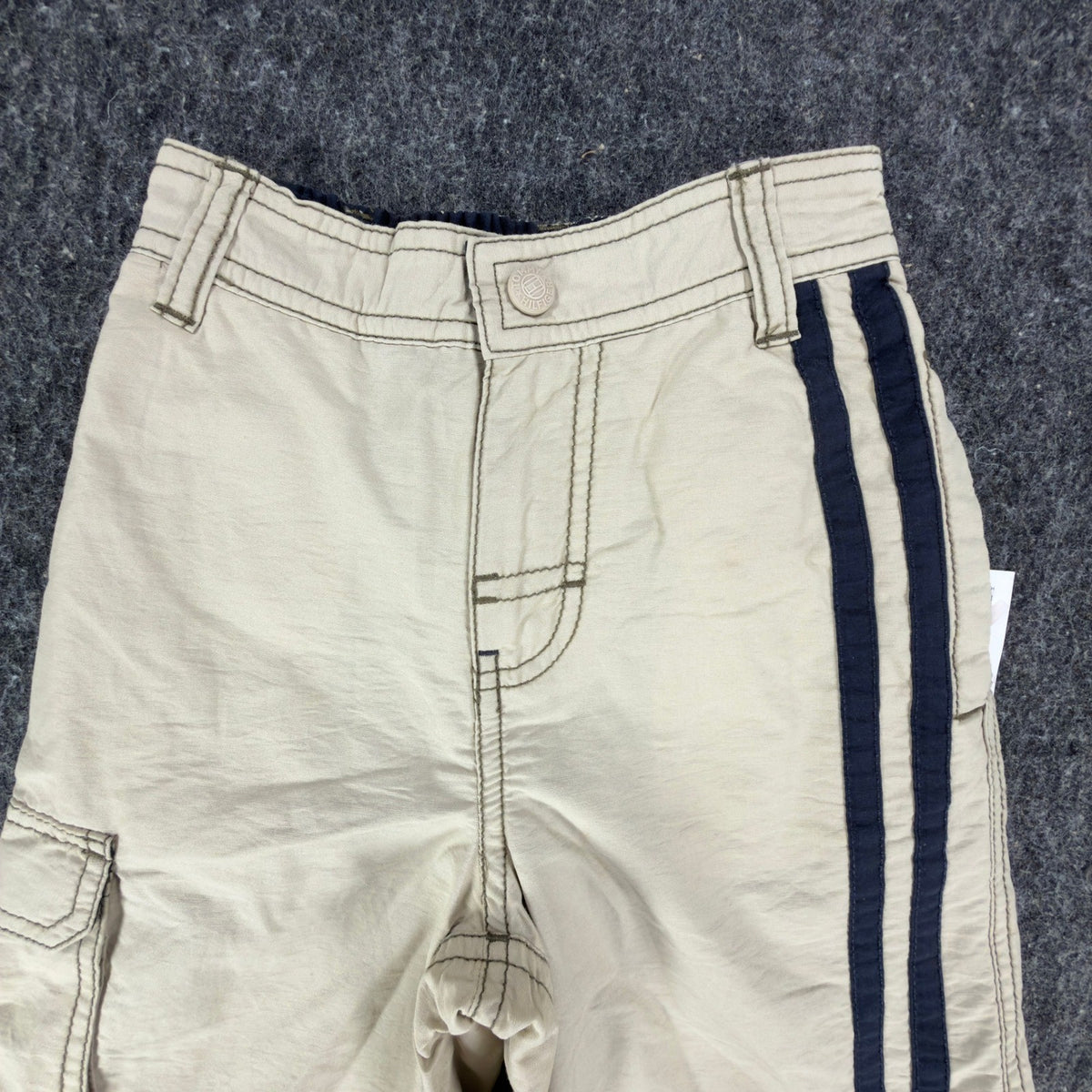 Tommy Hilfiger Y2K Cargo Shorts Boys 4 Tan Cotton Nylon NWT - take2supply