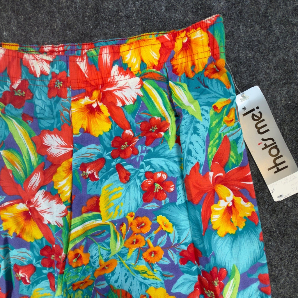 Vintage That's Me! Floral Shorts Womens 7/8 90s Hawaiian Tropical Cotton NWT USA - take2supply