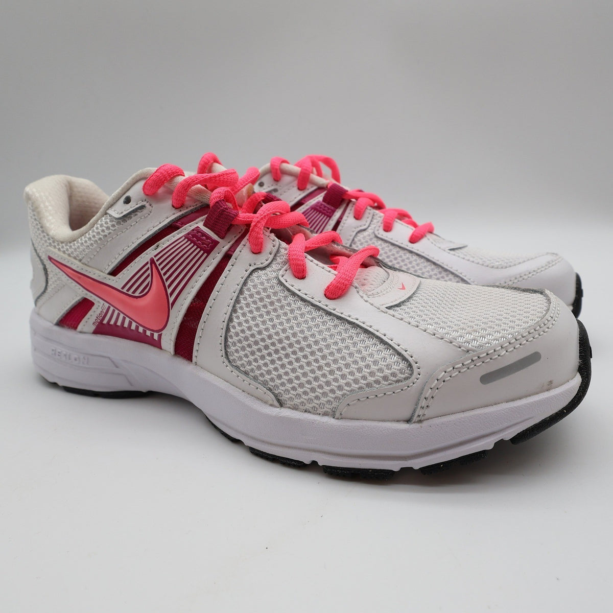 Nike Dart 10 Womens 7.5 Running Shoes White Pink Metallic Silver 580427-100 - take2supply