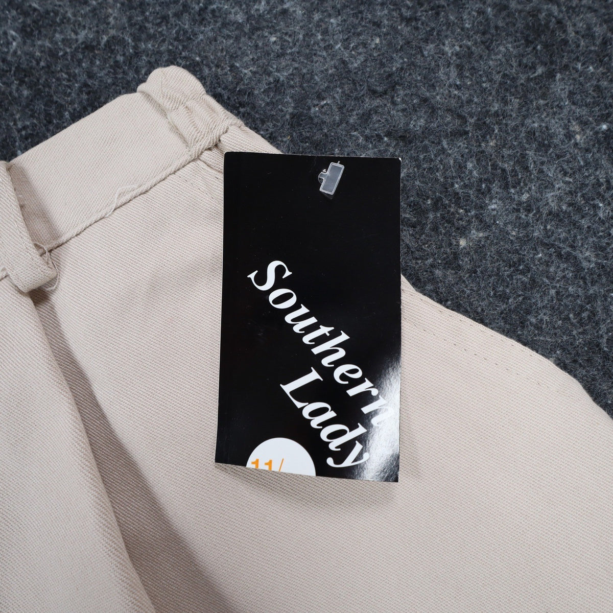 Southern Lady Culottes Women 14 Vintage 90s Khaki Pleated Wide Leg Shorts NWT - take2supply