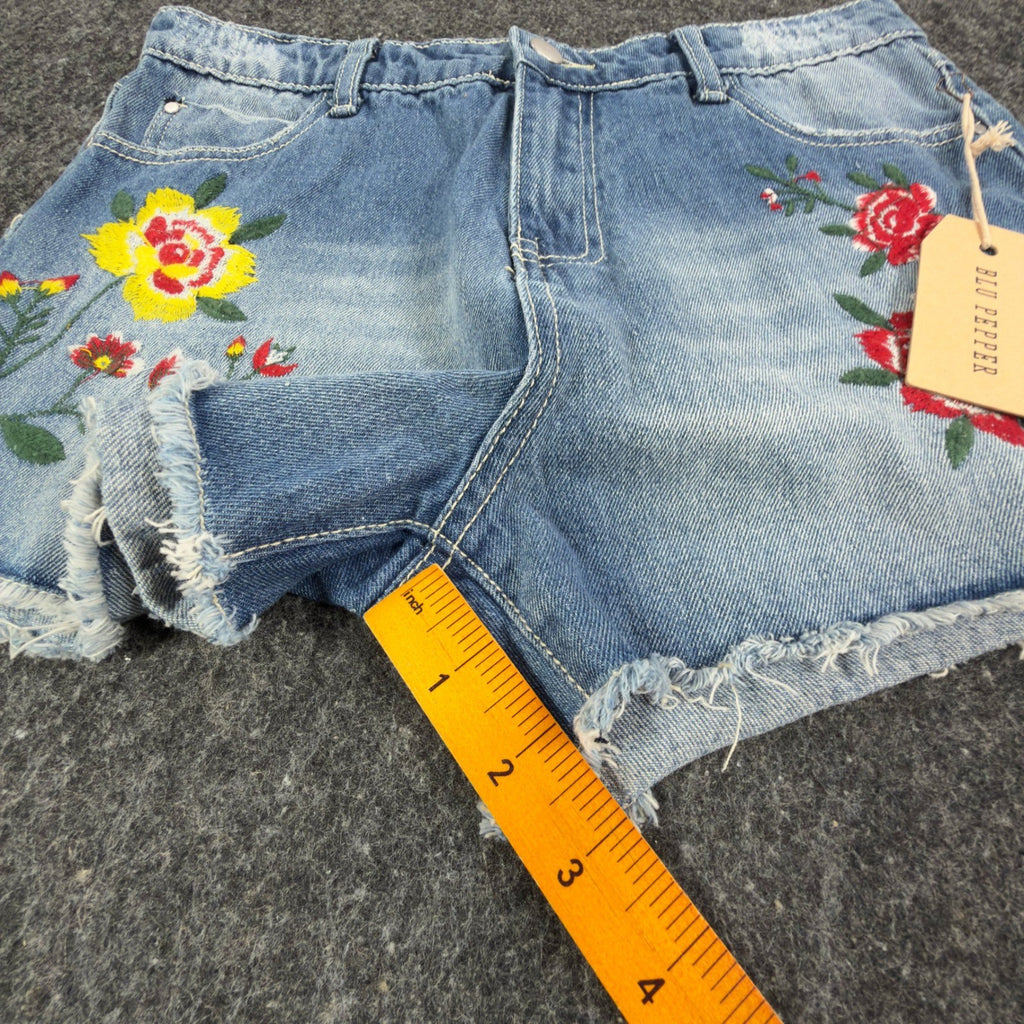 Blu Pepper Modern Embroidered Denim Shorts Womens Medium Blue Cotton NWT - take2supply