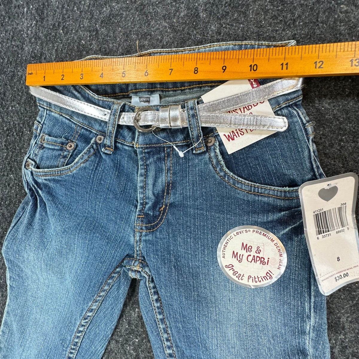 Levi's Vintage Y2K Capri Jeans Girls Size 8 Blue Denim Medium Wash NWT - take2supply