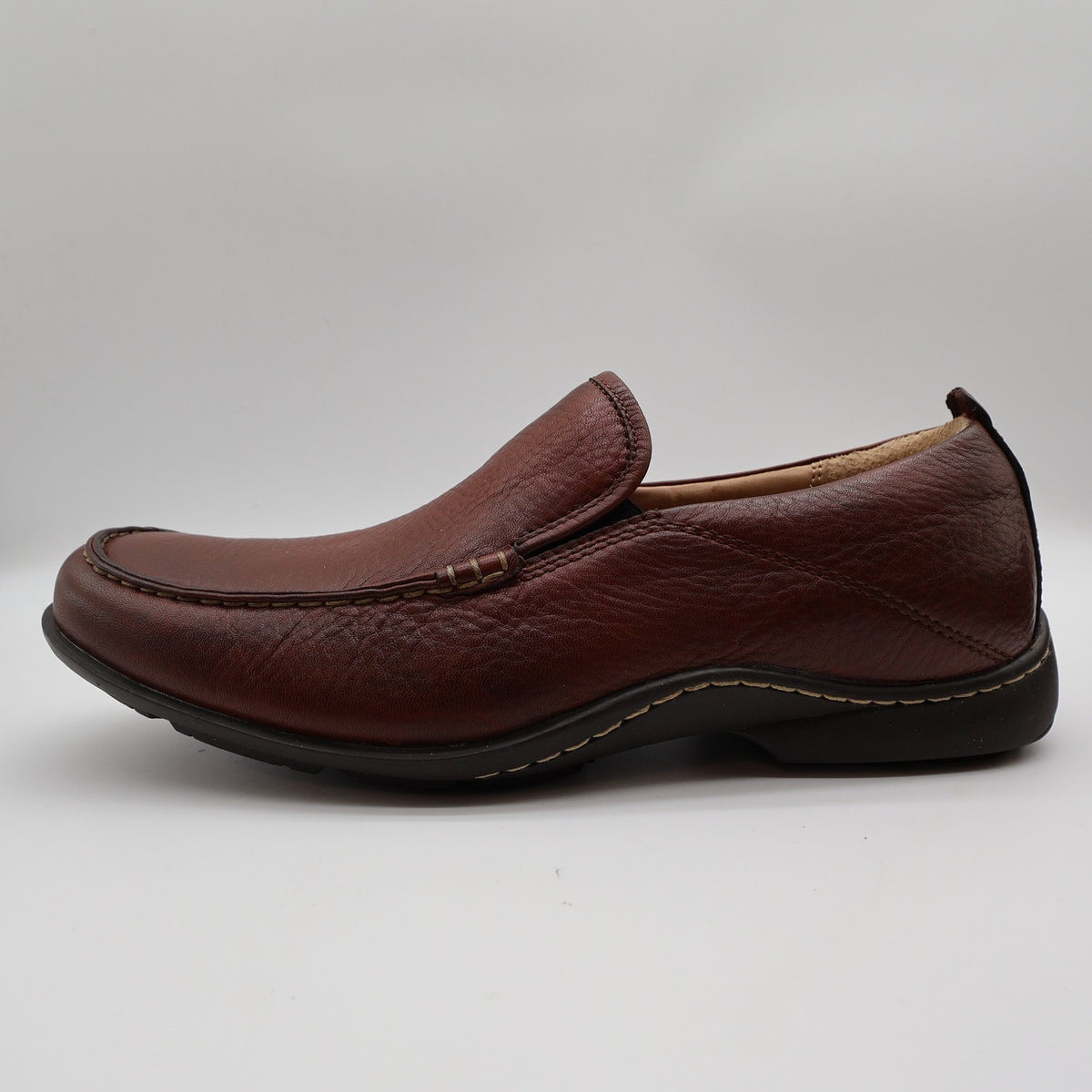 Hush Puppies GT Slip On Loafers Mens 9.5 Red Brown Leather Bounce H12466 NEW - take2supply