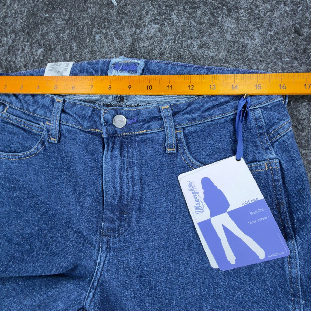 Wrangler Y2K Cowboy Cut Jeans Womens 9/10x34 Blue Denim Bootcut New C717 - take2supply
