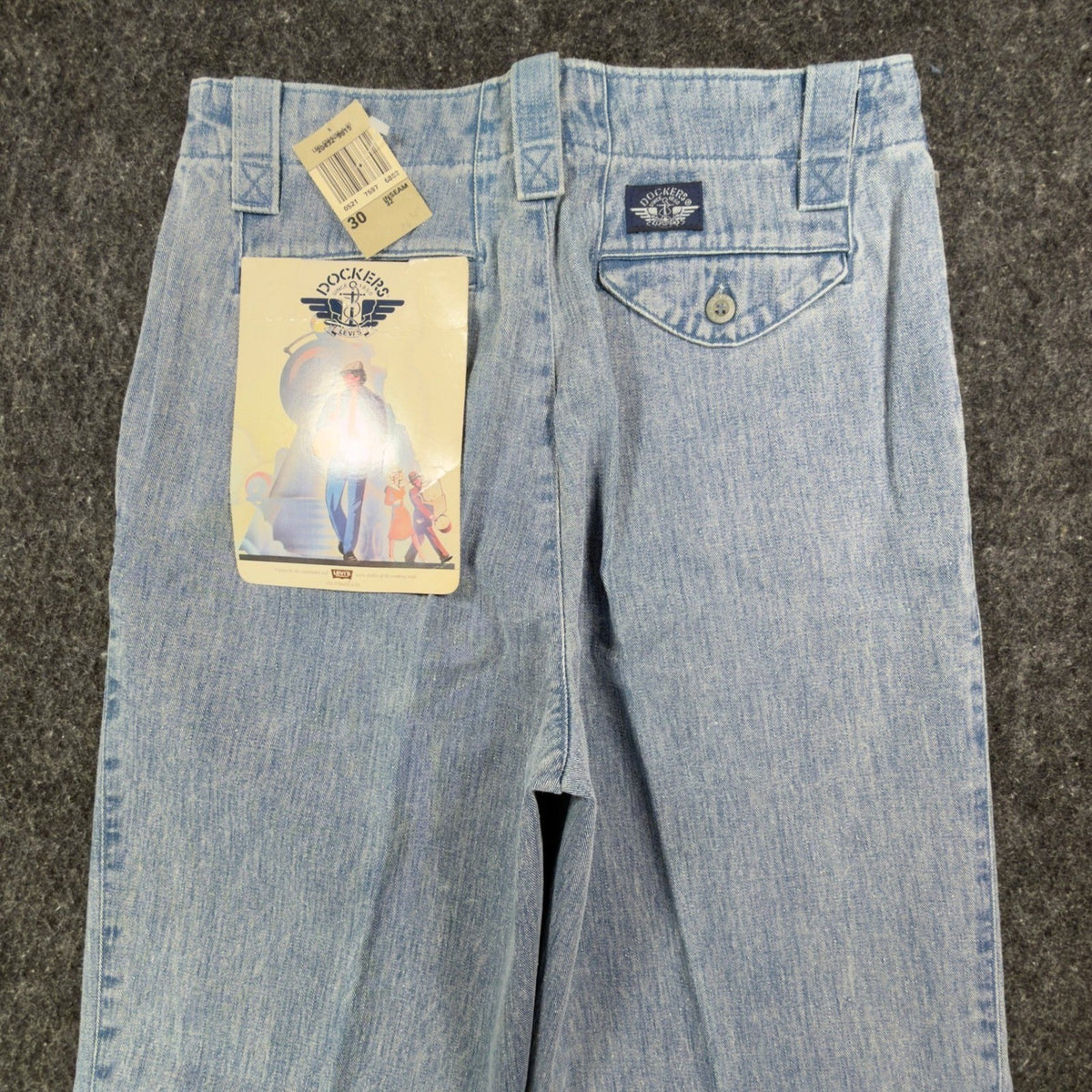 Dockers Vintage 90s Pleated Denim Pants Mens 30x32 Light Wash NWT Made in USA - take2supply