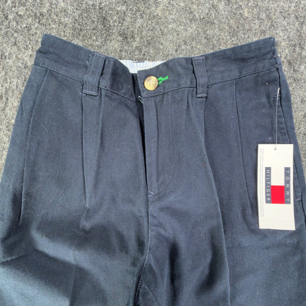 Tommy Hilfiger Vintage 90s Pleated Chino Shorts Boys 7 Navy Cotton NWT - take2supply