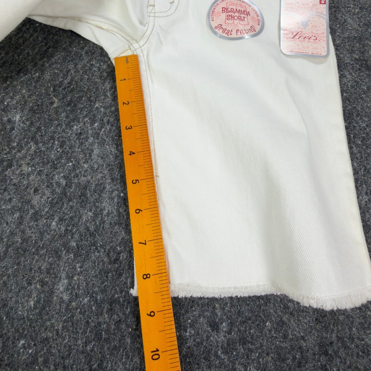 Levi's Y2K Bermuda Shorts Girls 12 White Denim NWT Deadstock - take2supply