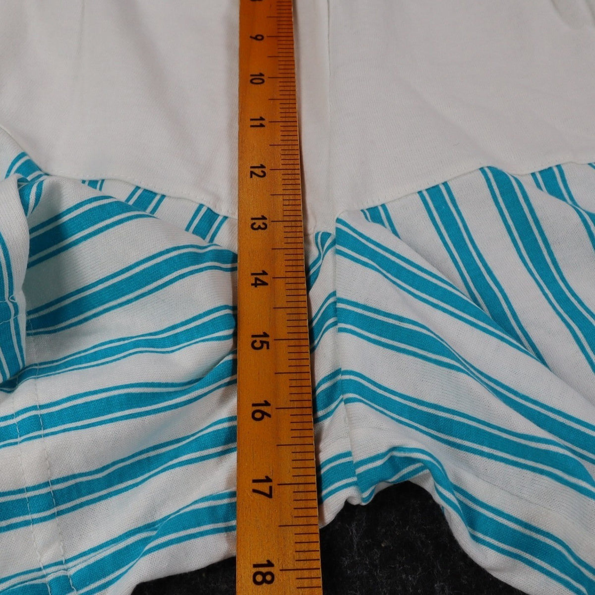 Hang Ten Shorts Mens XL Vintage 80s Blue White Striped Classic Sport USA NWT - take2supply