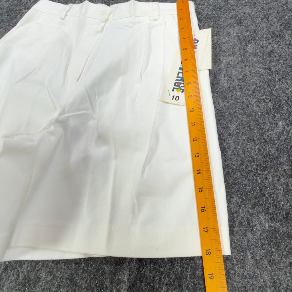 ON THE VERGE Vintage 90s Pleated Shorts Women 10 White Cotton Blend NWT USA - take2supply