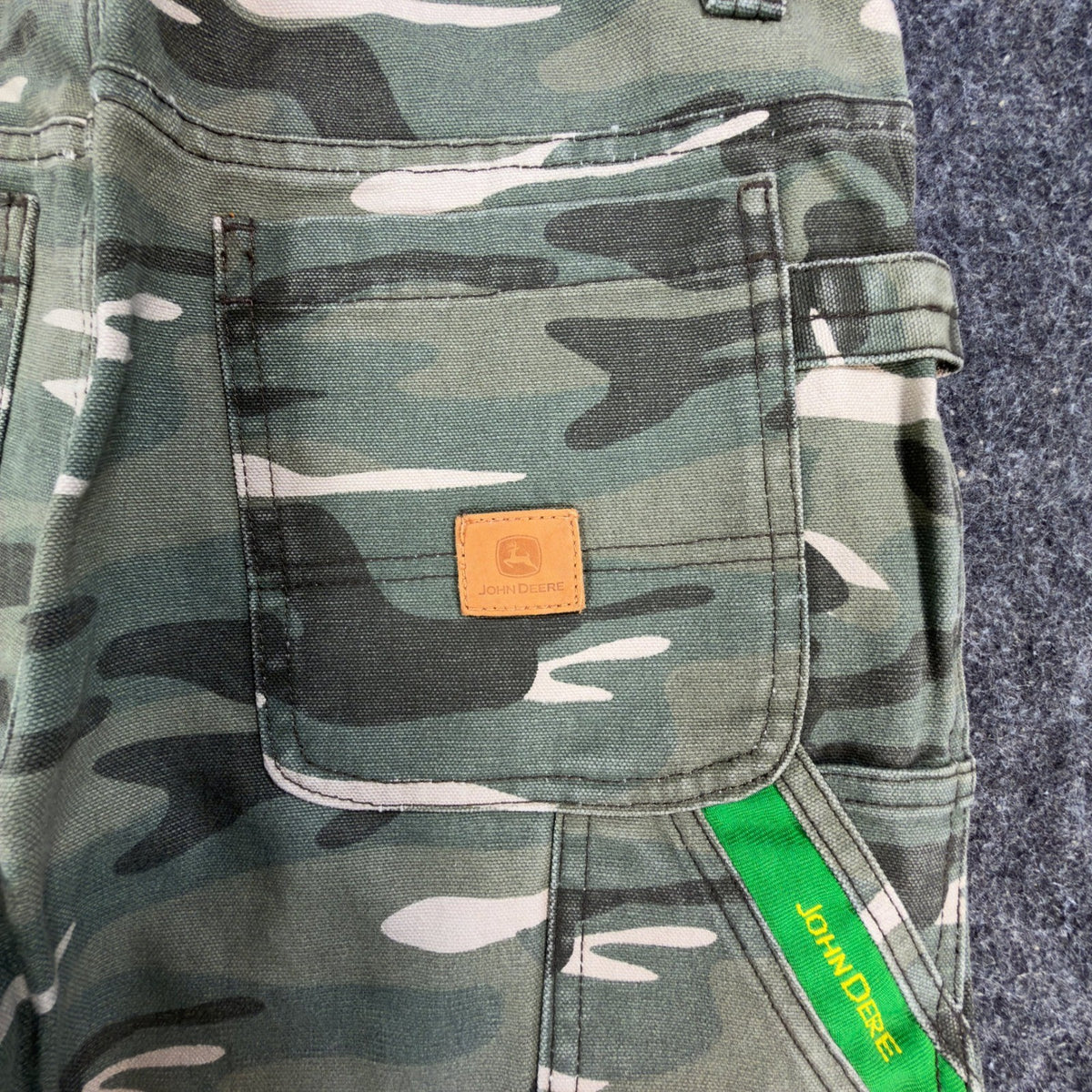 John Deere Carpenter Pants Boys 16 Y2K Camo Cotton Canvas Workwear Deadstock NWT - take2supply