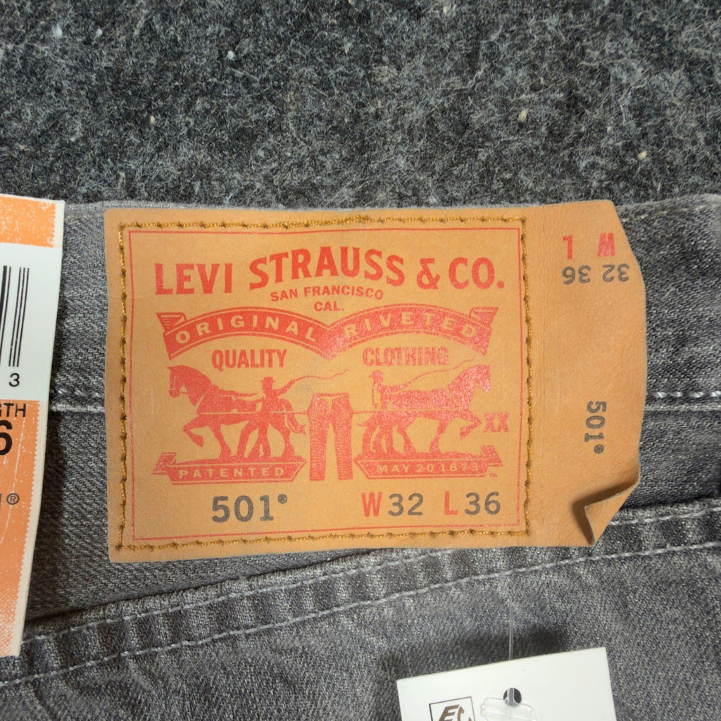 Levi's 501 Original Fit Jeans Mens 32x36 Gray Denim Straight Leg NWT C109 - take2supply