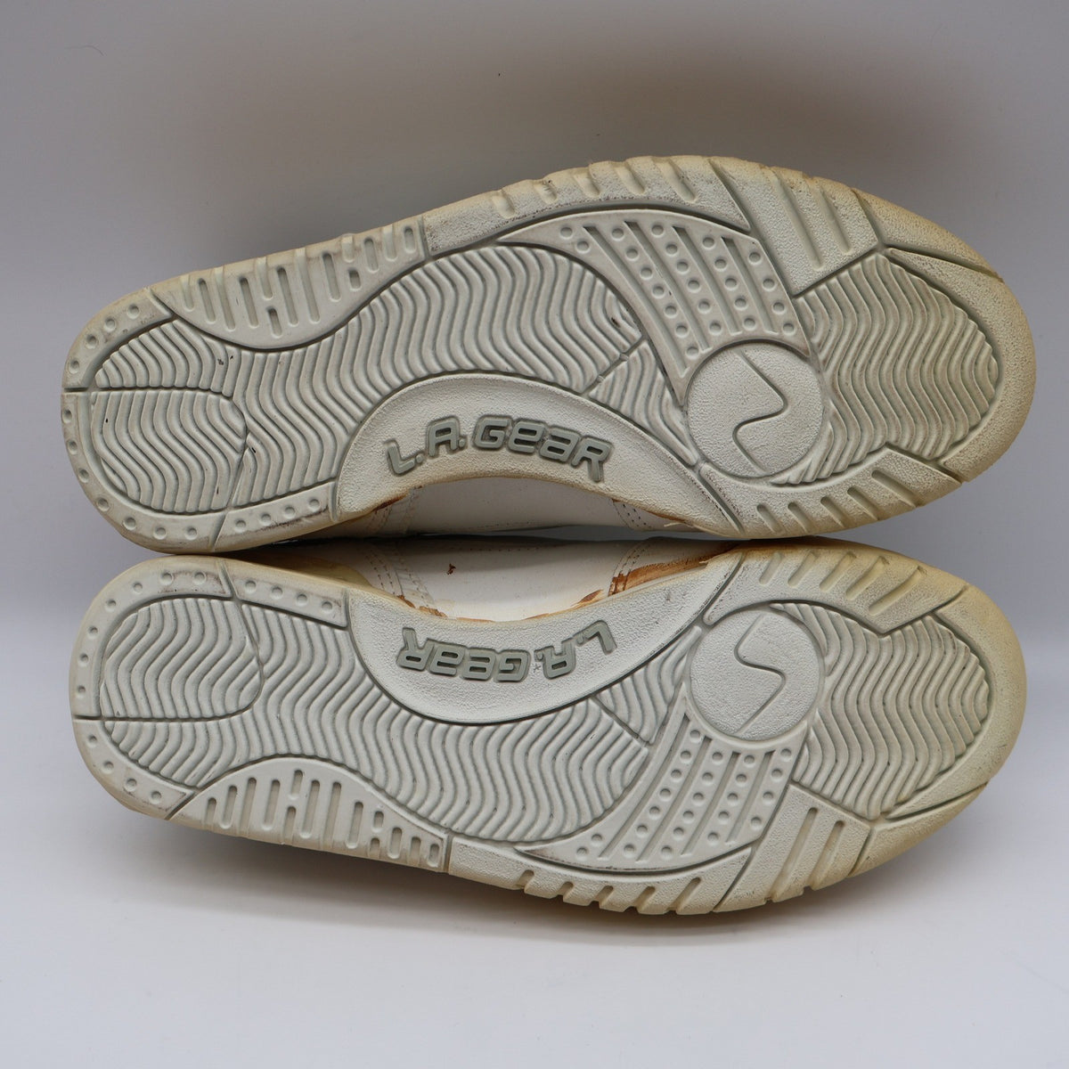 L.A. Gear Basketball Sneakers Women 7.5 Vintage 1990 White Leather Air System - take2supply
