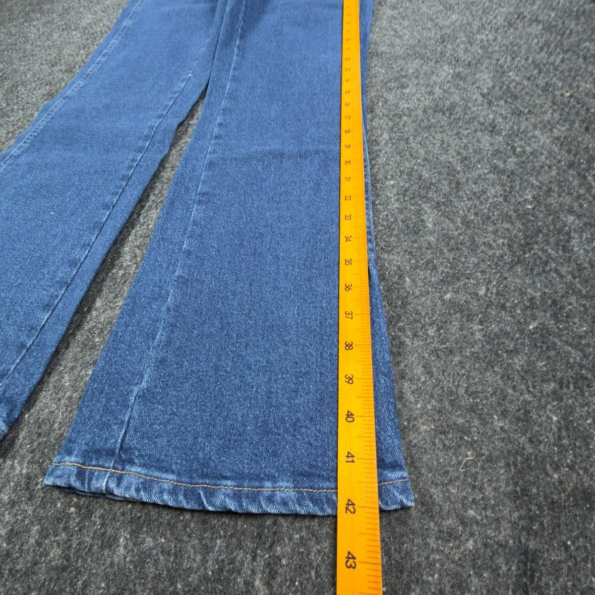 Wrangler Y2K Cowboy Cut Boot Cut Jeans Womens 7/8x32 Blue Denim NWT - take2supply
