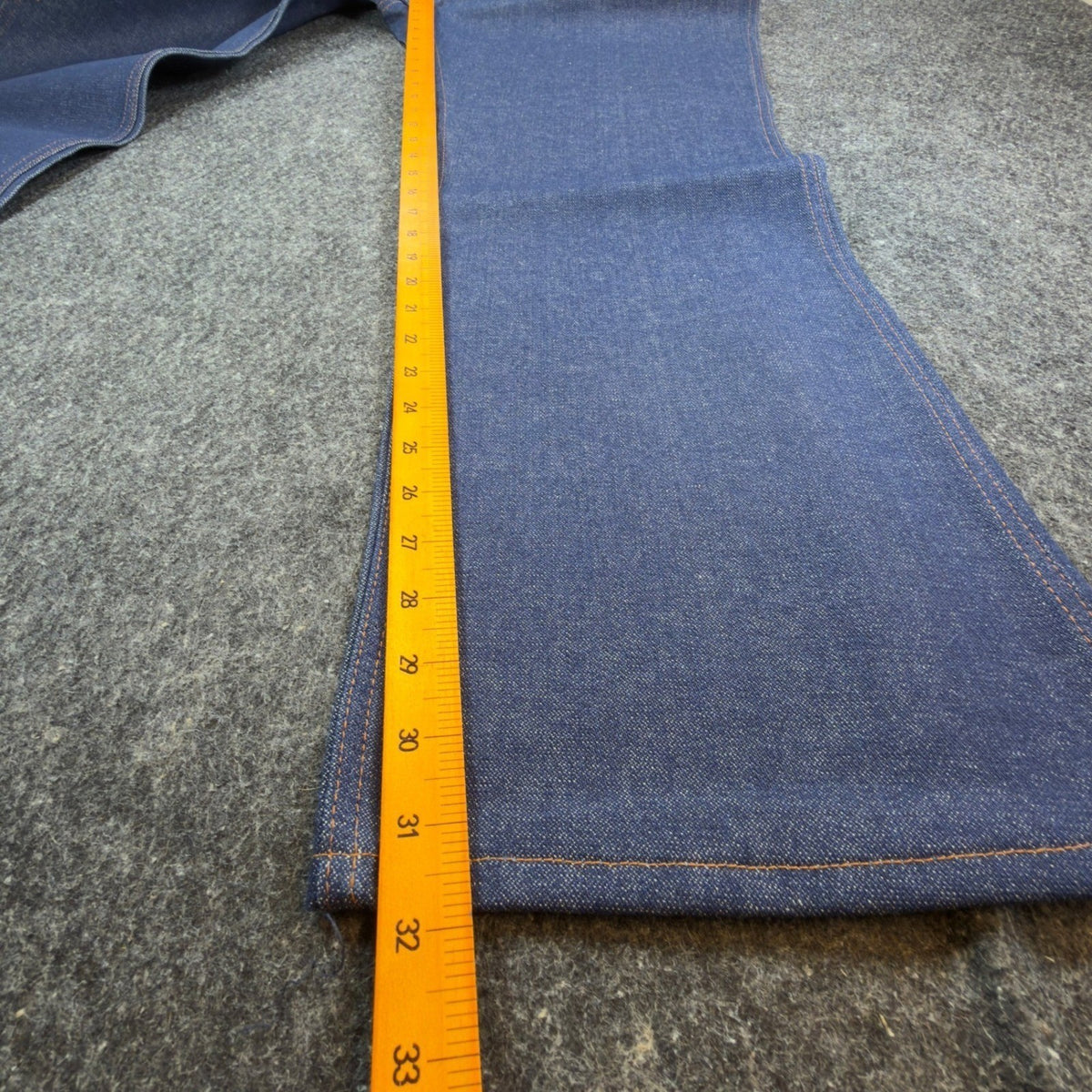 Wrangler Vintage 80s Bootcut Jeans Mens 44x32 Blue Cotton USA Made NOS NWT - take2supply