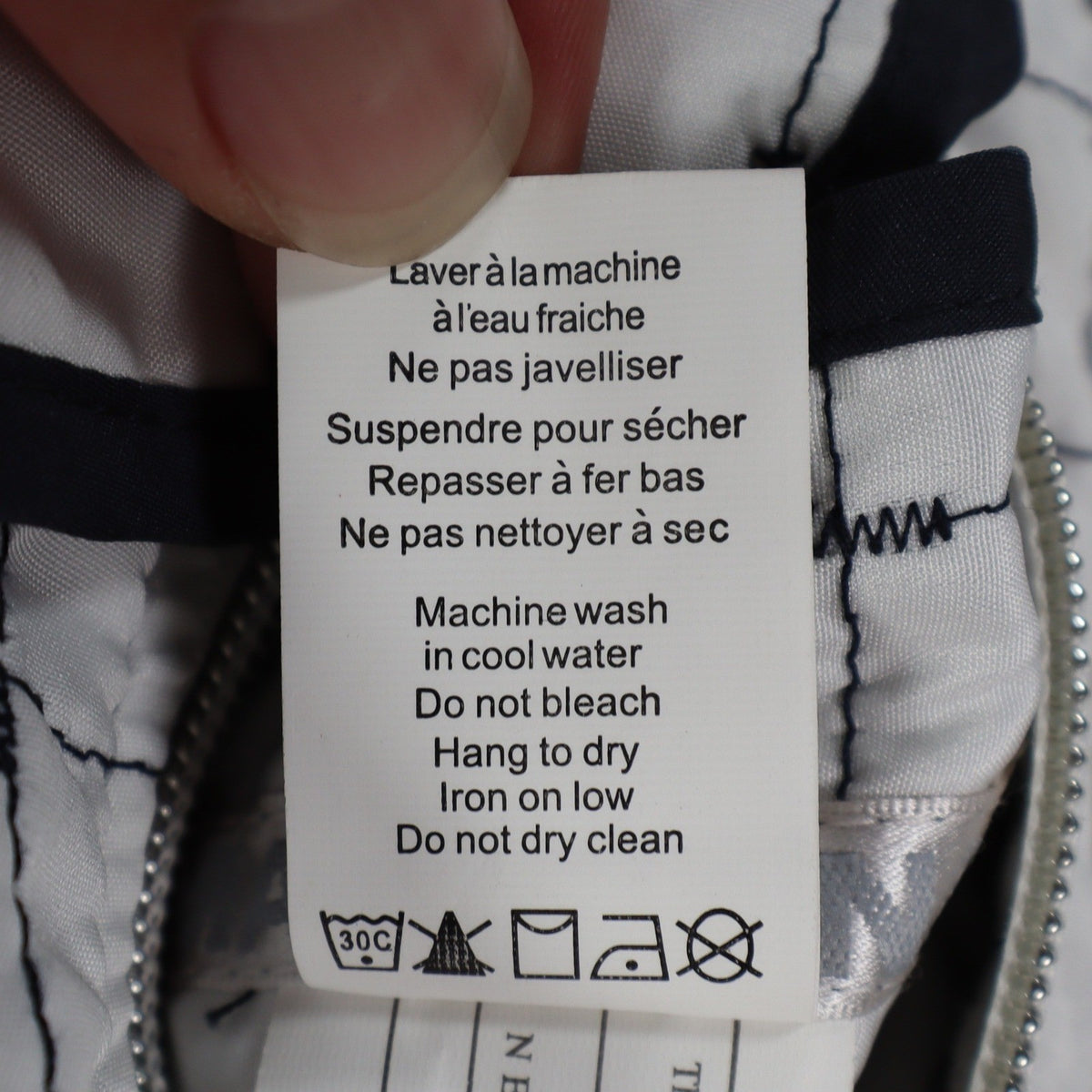 Marcona Reversible Quilted Jacket Womens Medium White Navy Grid Snap Front NWT - take2supply