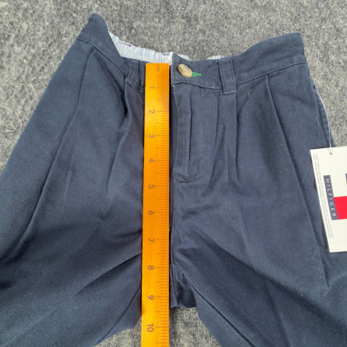 Tommy Hilfiger Vintage Y2K Pleated Shorts Boys 4 Navy Blue Cotton NWT - take2supply