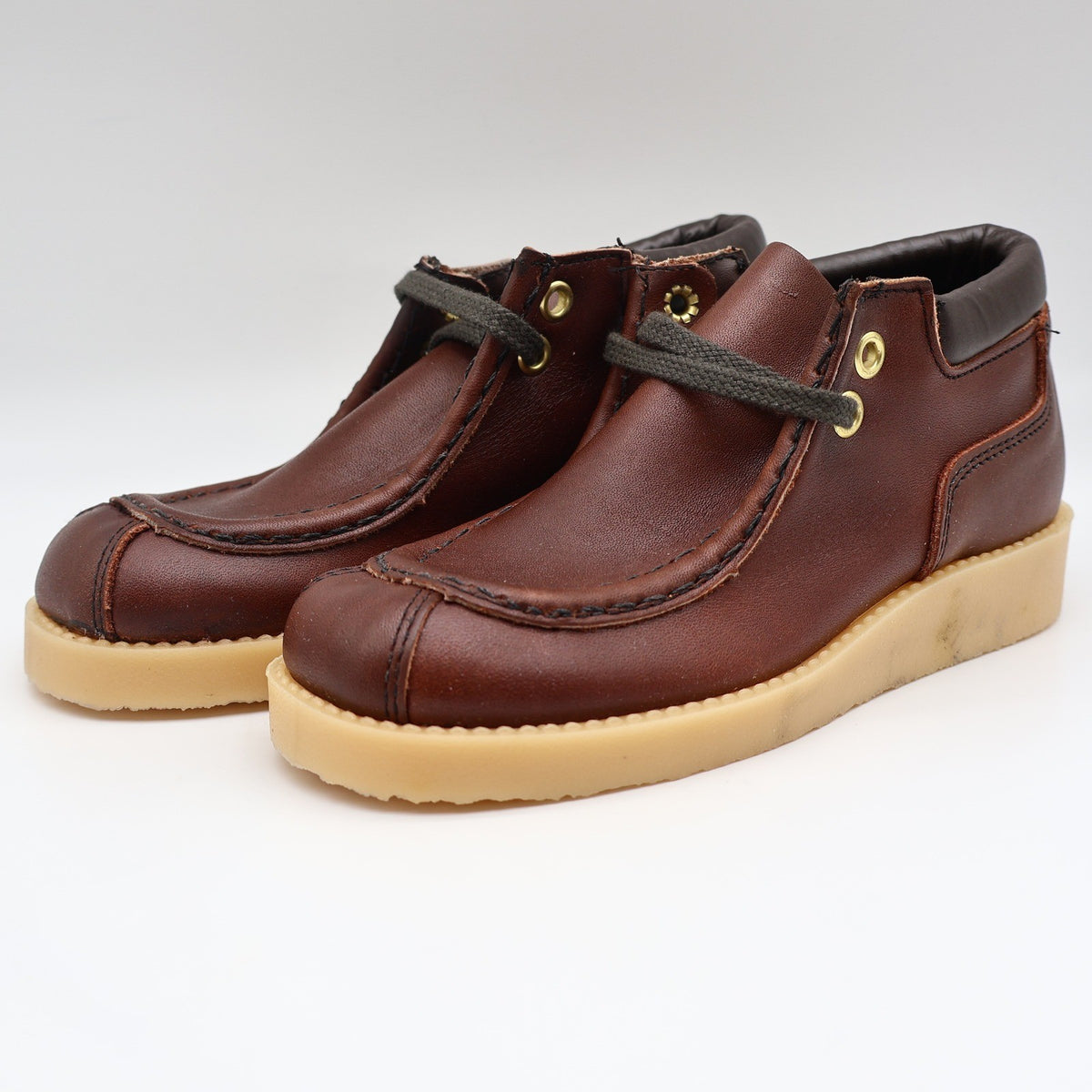 Walker Brand Wallabee Boots Youth 12.5D Vintage Brown Leather Crepe Sole USA - take2supply