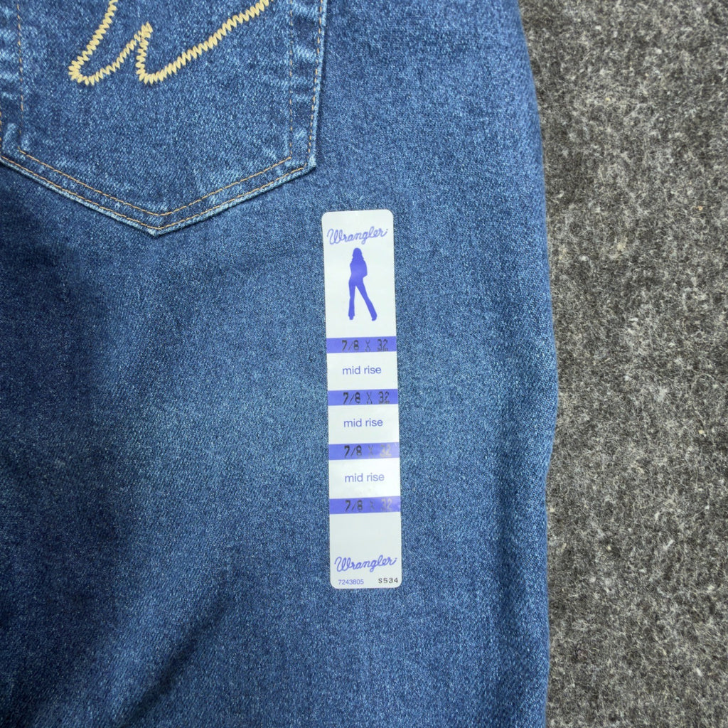 Wrangler Y2K Cowboy Cut Boot Cut Jeans Womens 7/8x32 Blue Denim NWT - take2supply