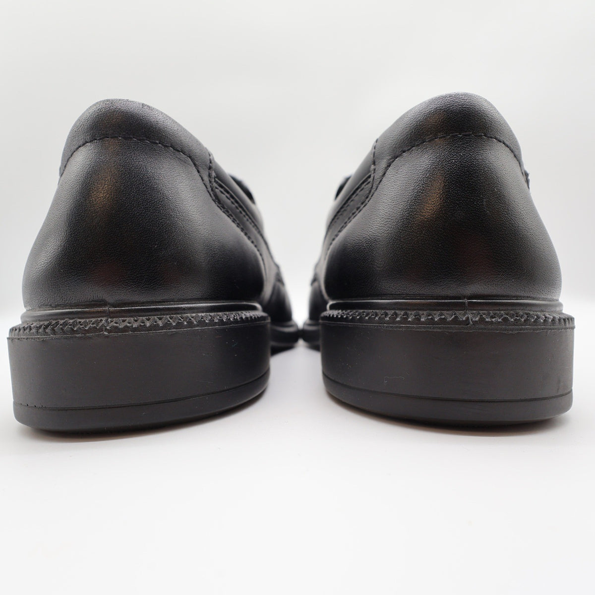 Hush Puppies Leverage Men's 10 Black Leather Waterproof Loafer NIB - take2supply