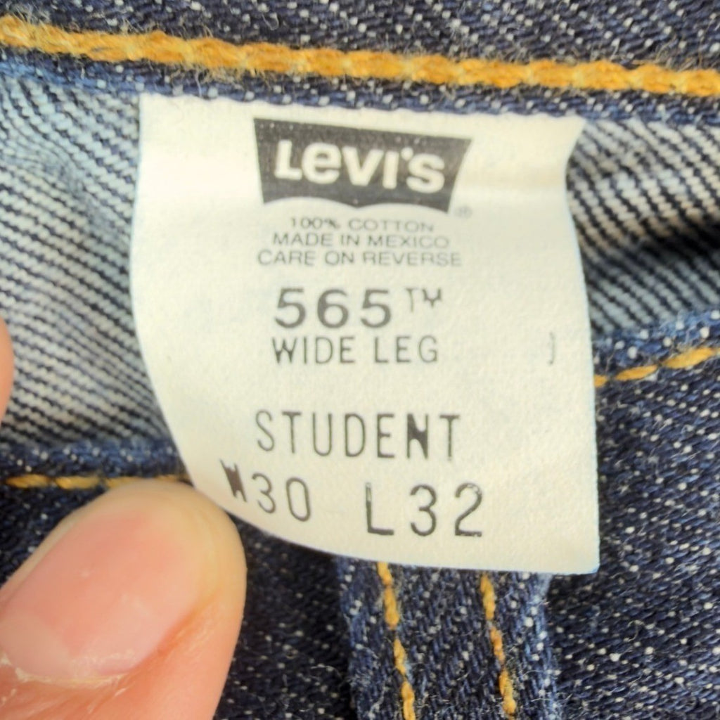 Levi's 2000s 565 Wide Leg Jeans Boys 30x32 Dark Indigo Deadstock NWT Vintage - take2supply